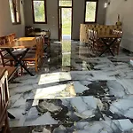 Kukaj 招待所 *
