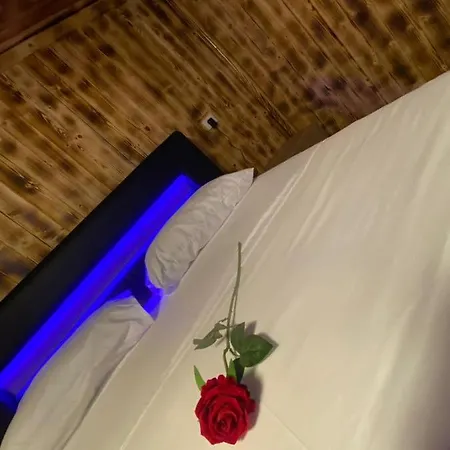 Hostel Kukaj *