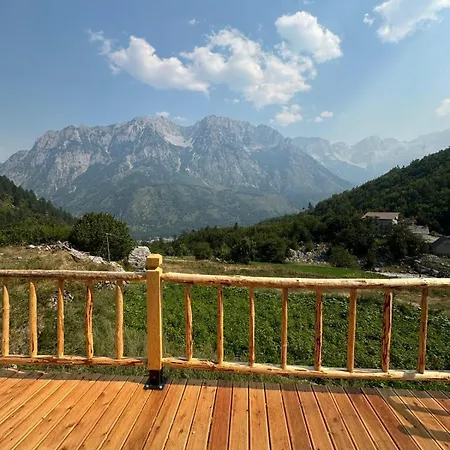 Hostel Kukaj Bed & Breakfast