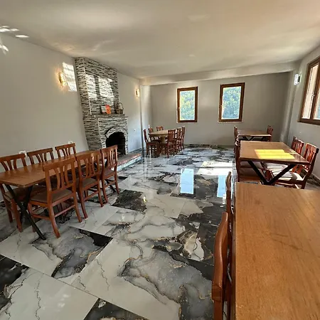 Kukaj Konukevi Valbone